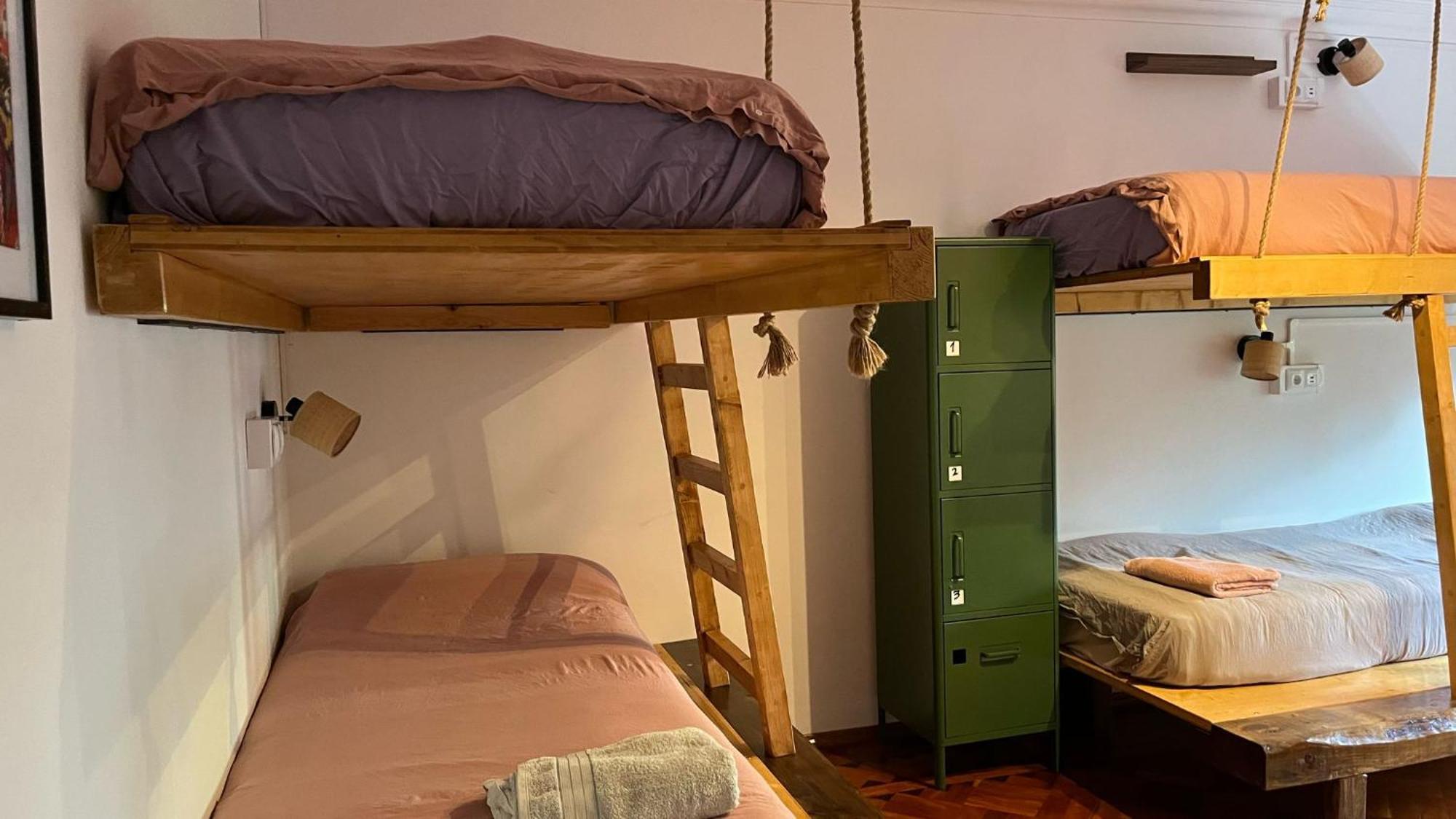 Lisbon Soul Surf Camp Hostel Cascais Luaran gambar